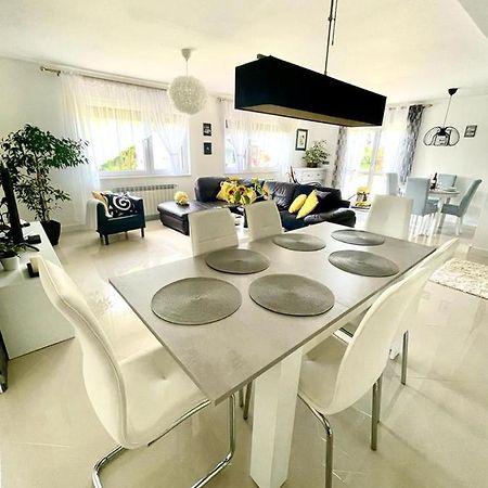 U Gosi Zator Villa Buitenkant foto